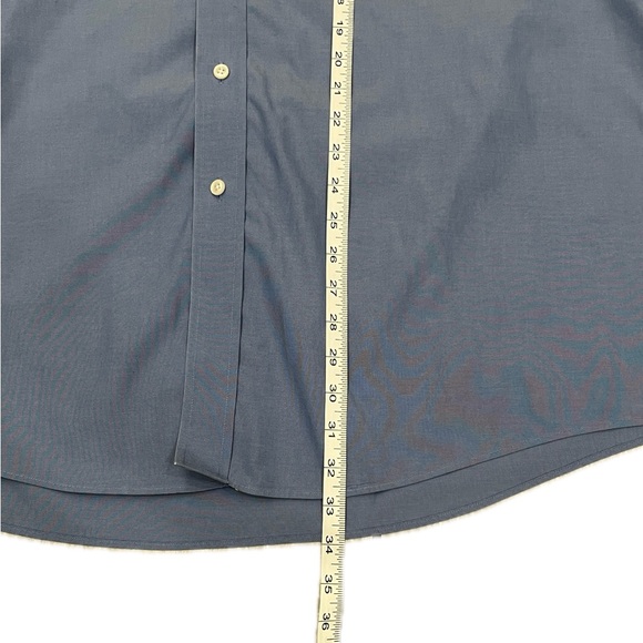 L.L. Bean Wrinkle Resistant Button Down Shirt Blue 18-35 Traditional Fit - Picture 4 of 9